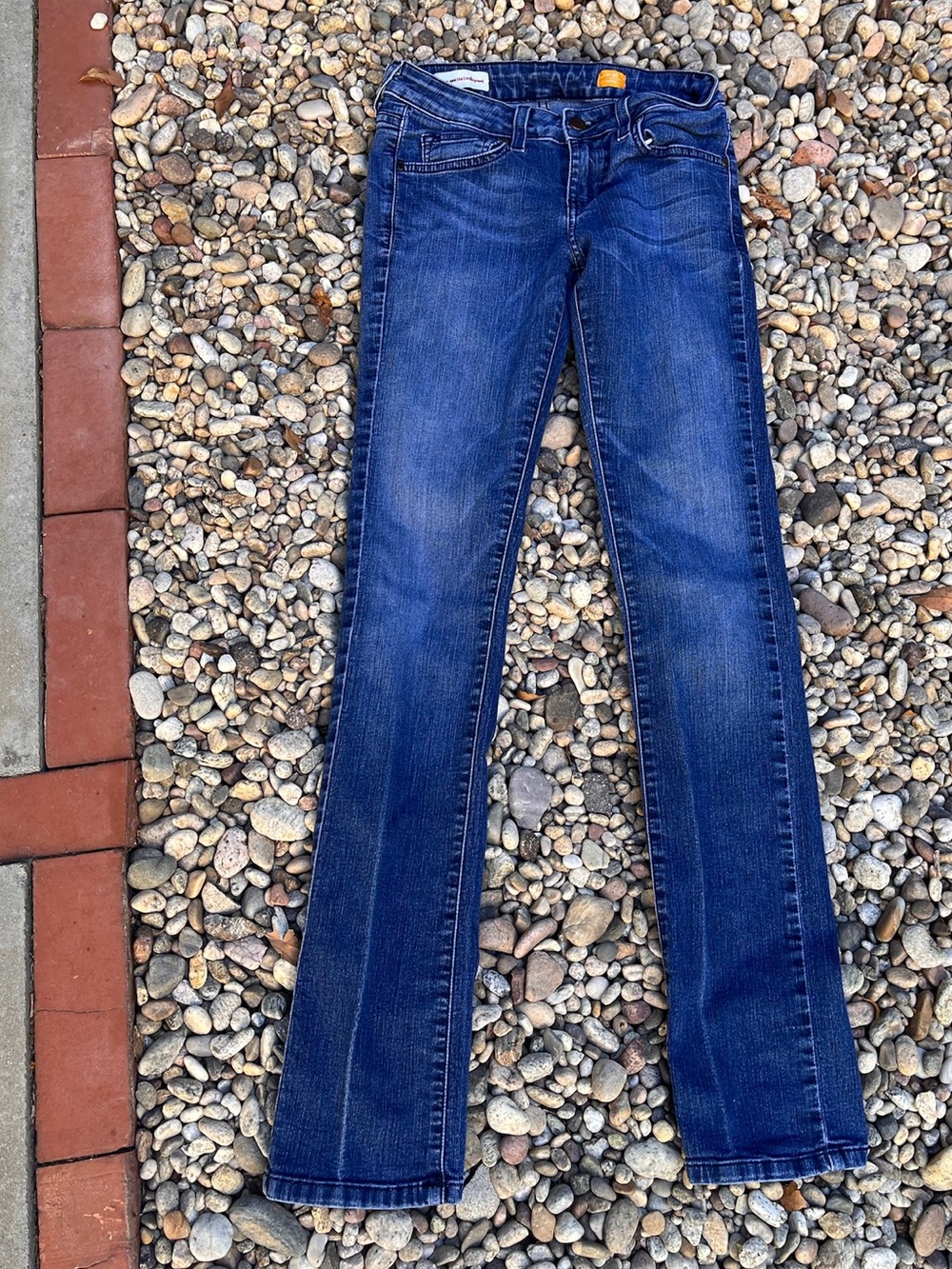 Pilcro and the Letterpress Anthropologie lived-in "Skinny" jeans - Size 26
